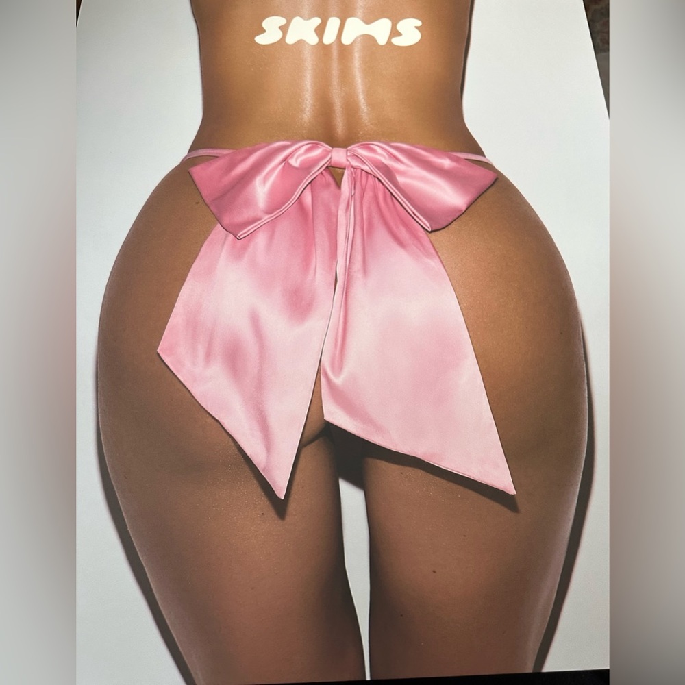 SKIMS Advent Calendar Pink Satin Bow Thong